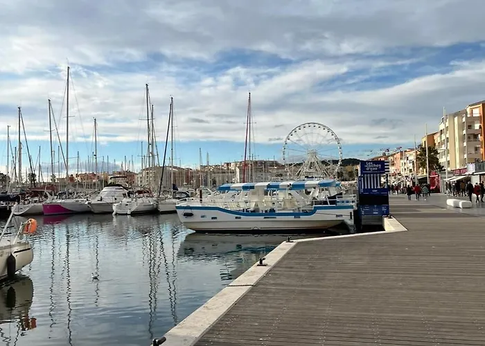 Meublé Au Port Du Cap *